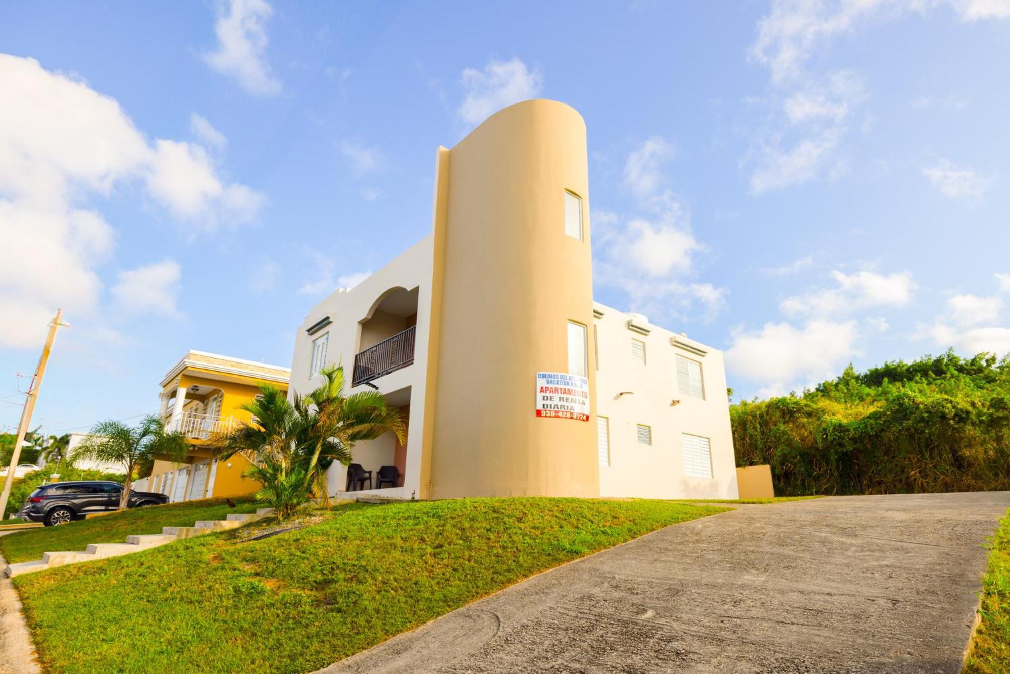 Colinas Del Atlantico Vacational House 2Nd Floor Apartment Isabela Exterior photo